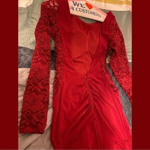 Chic Red Lace Dress